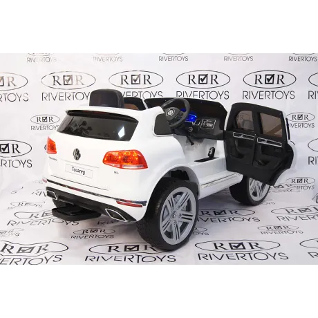 Электромобиль RiverToys VOLKSWAGEN TOUAREG White - Фото 11